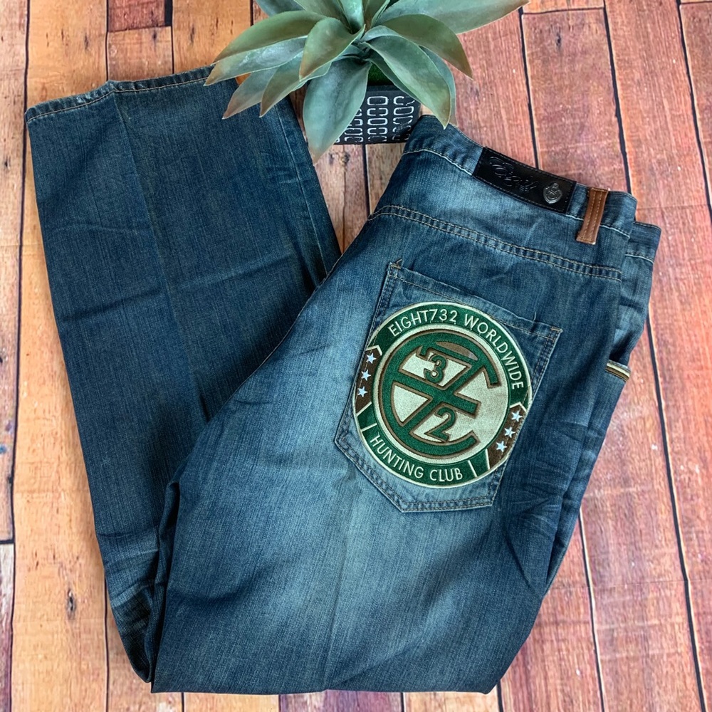 Eight 732 Relaxed Jeans